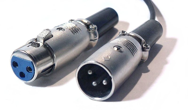 800px-Xlr-connectors